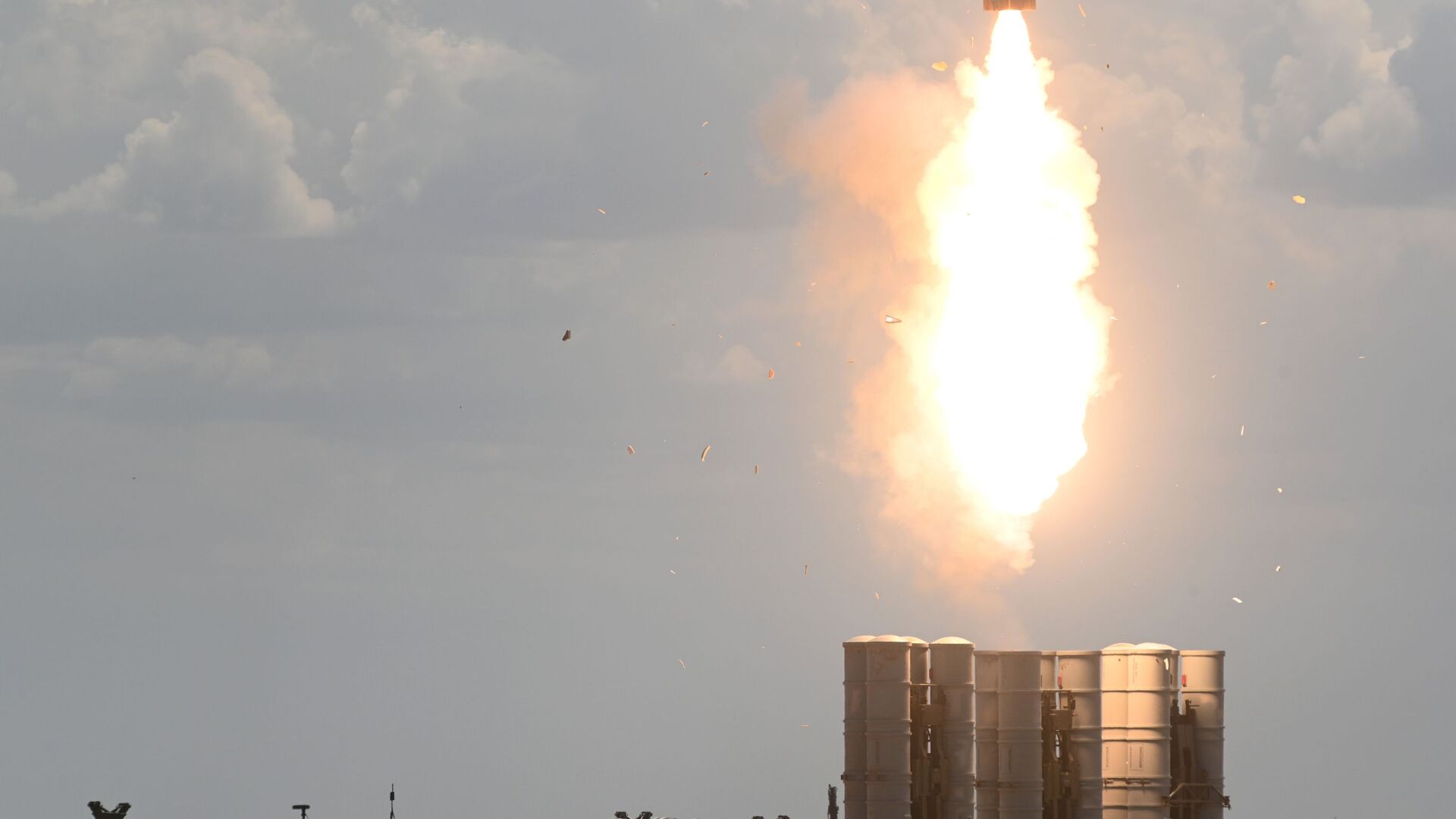 القوات الروسية تدمر 77 طائرة أوكرانية مسيرة خلال الليلة الماضية