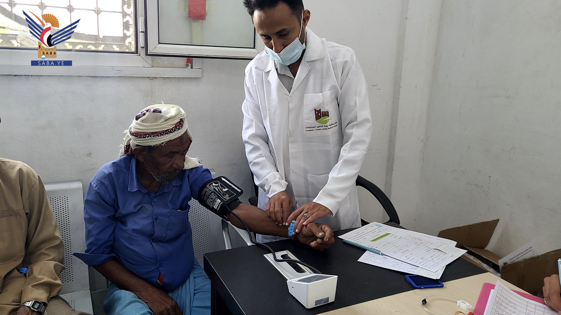تدشين المخيم الطبي المجاني الـ 27 لطب العيون في مديرية الزهرة بالحديدة