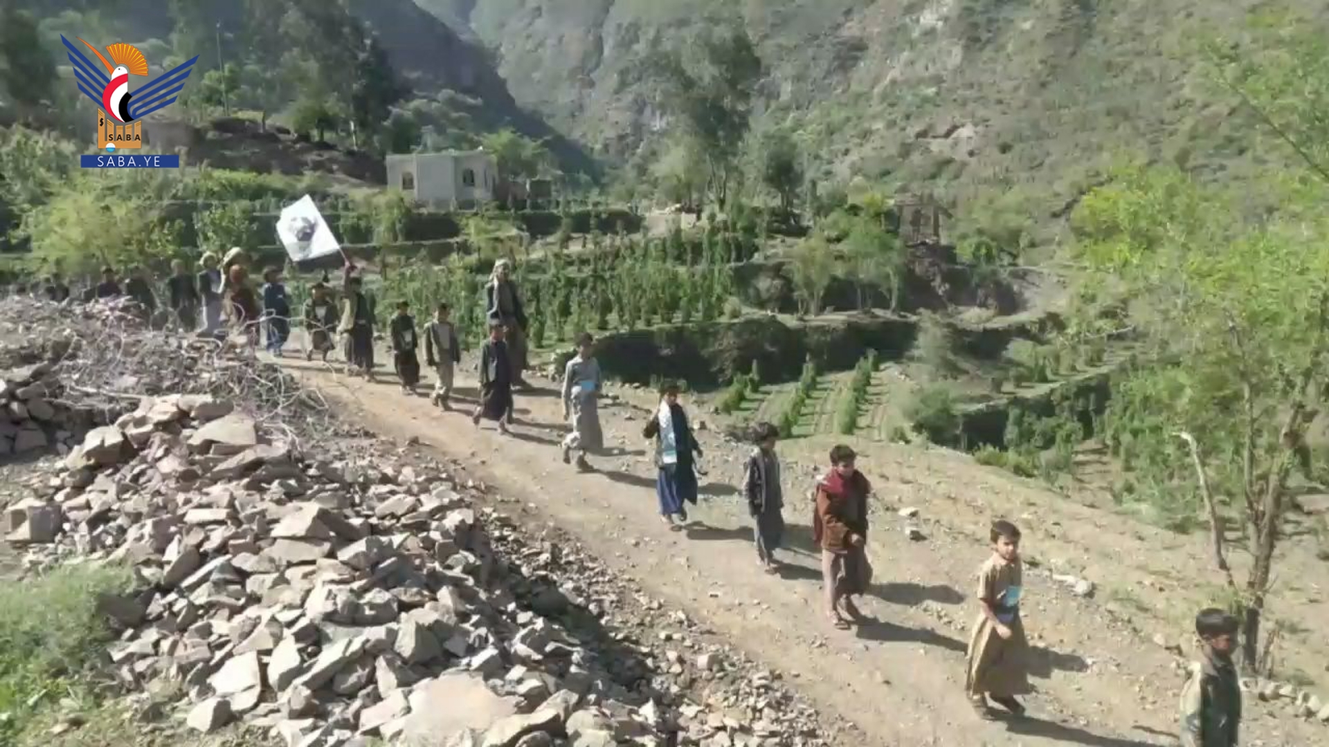 صنعاء .. مسيرات ووقفات طلابية بالحيمة الداخلية  تضامنًا مع غزة