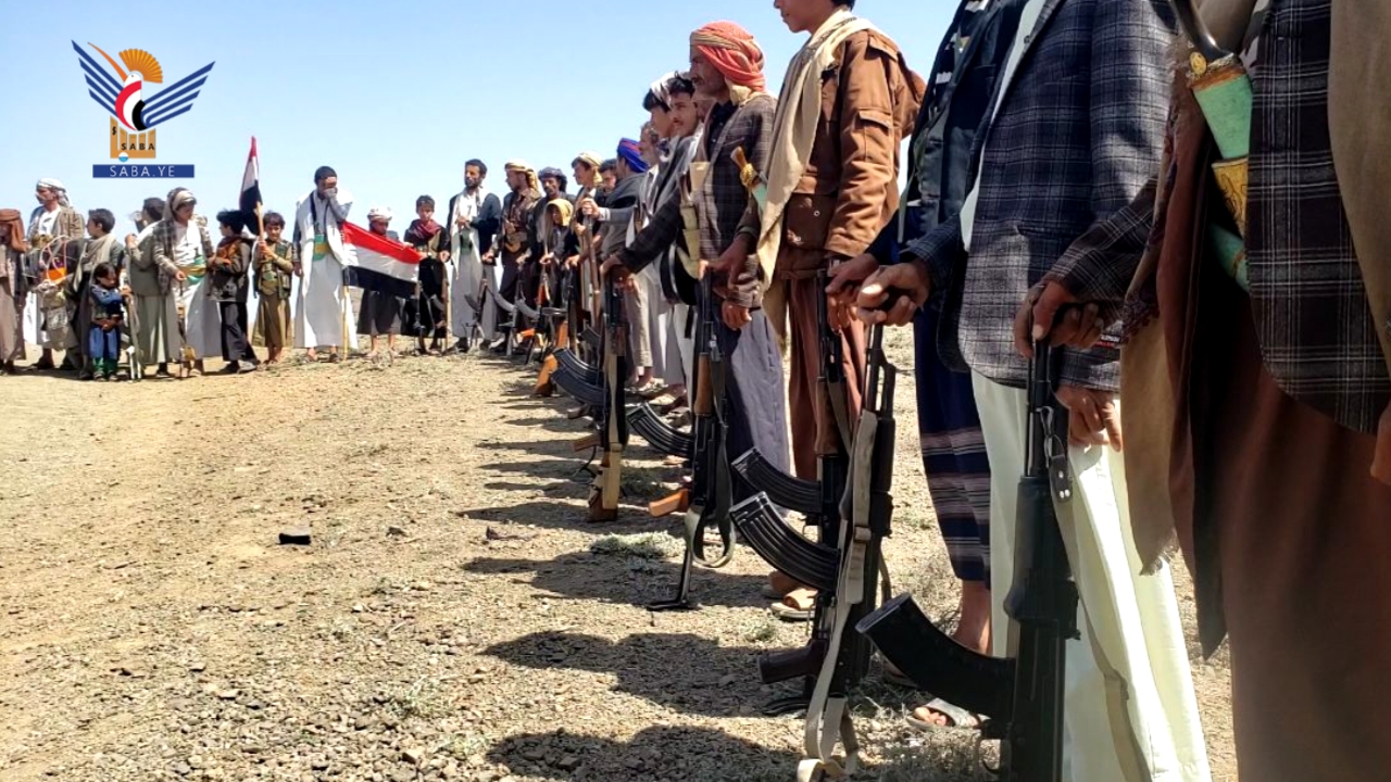 صنعاء.. مسير ووقفة مسلحة لقوات التعبئة في الحيمة الداخلية نصرة لغزة