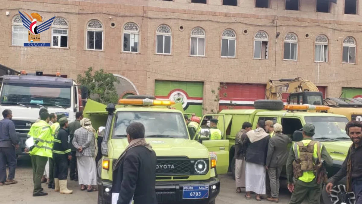 عباد والجماعي يدشنان توزيع آليات ومعدات للدفاع المدني في الأمانة 