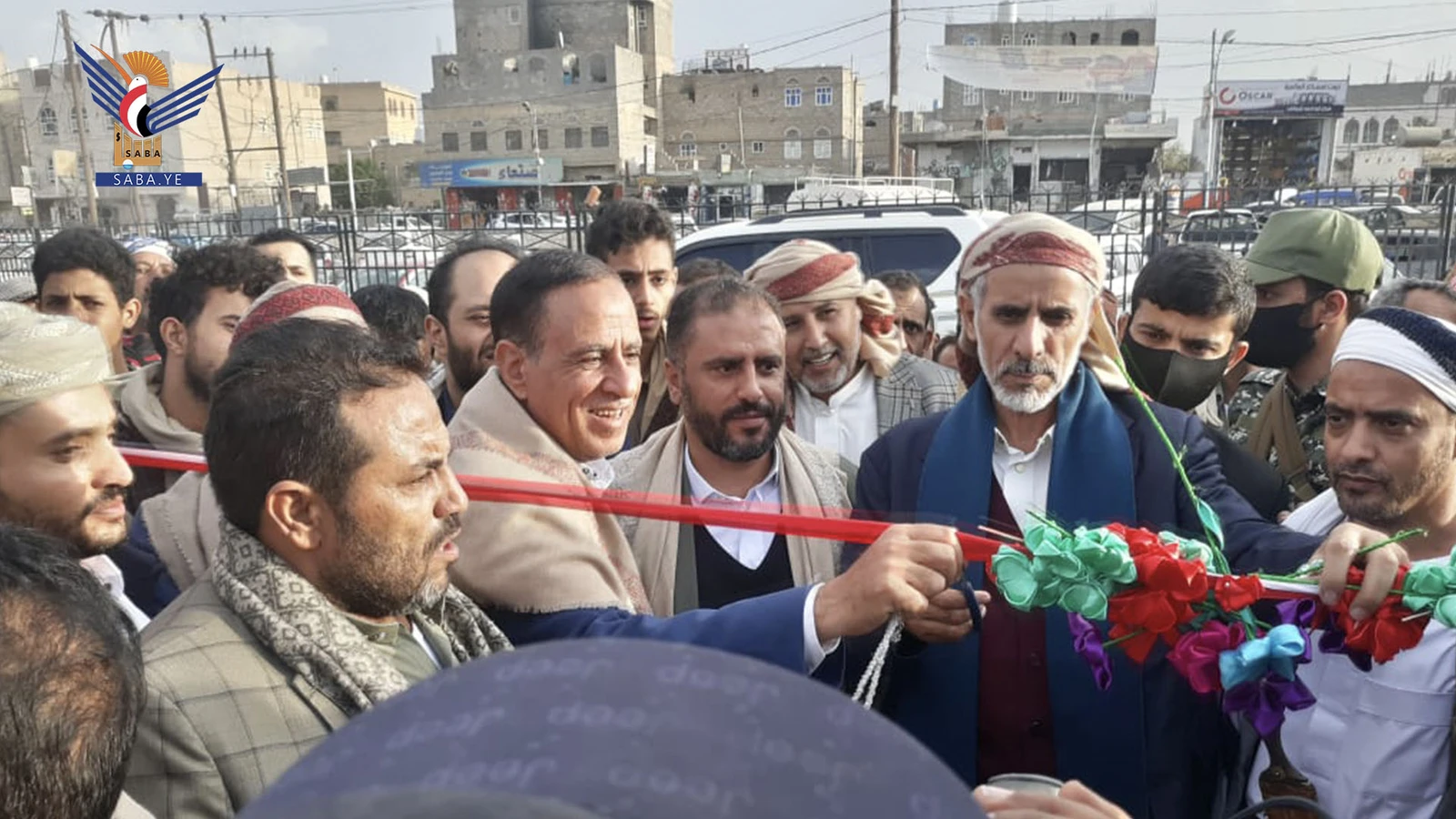  العلامة مفتاح يفتتح مهرجان فرحة العيد للأسر المنتجة في مديرية بني الحارث