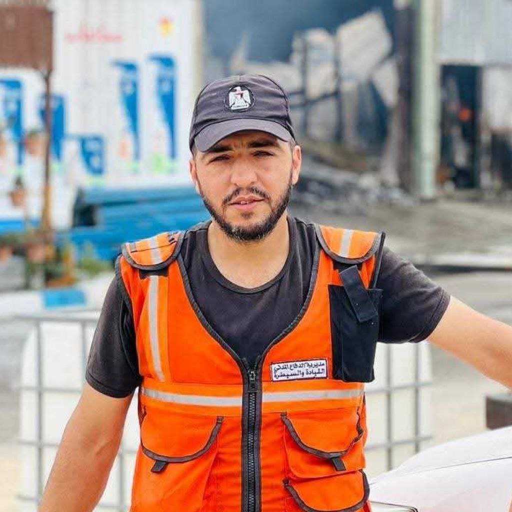 الدفاع المدني بغزة يعلن استشهاد أحد موظفيها برصاص العدو الصهيوني