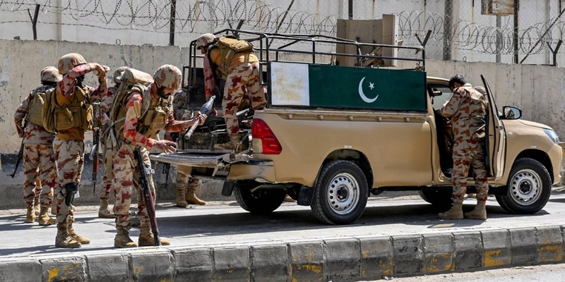 الجيش الباكستاني: مقتل 34 مسلحًا في اشتباكات شمال البلاد  