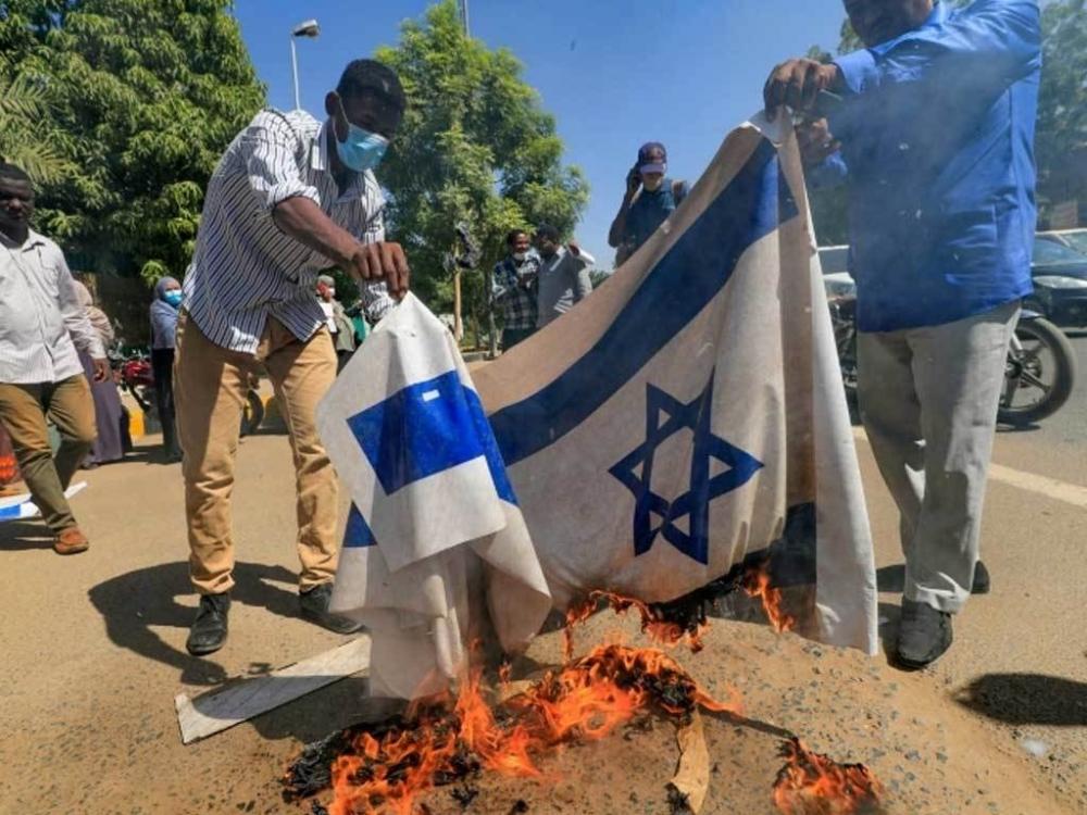 "تصاعد عزلتها".. مركز: الحرب على غزة تكشف هشاشة مكانة "إسرائيل" دوليًا