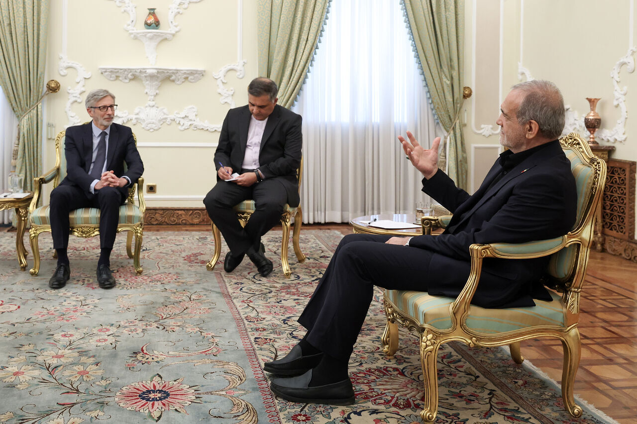 الرئيس الإيراني: مستعدون للحوار ولا نسعى للحرب لكننا سنرد بقوة على أي اعتداء