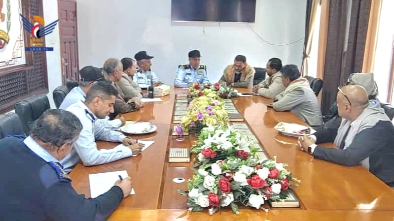 لقاء بأمانة العاصمة يناقش آلية توحيد الجهود لتعزيز السلامة المرورية لقاء بأمانة العاصمة يناقش آلية توحيد الجهود لتعزيز السلامة المرورية