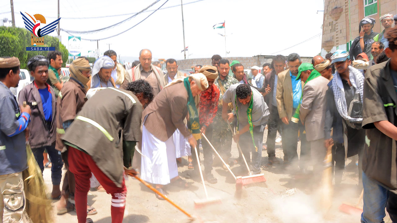 تدشين المرحلة الثانية من حملات النظافة بإب استعداداً للمولد النبوي