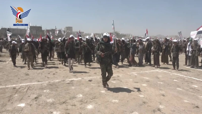 البيضاء.. عرض لخريجي دورات التعبئة بمديريات مربع رداع بذكرى ثورة 21 سبتمبر