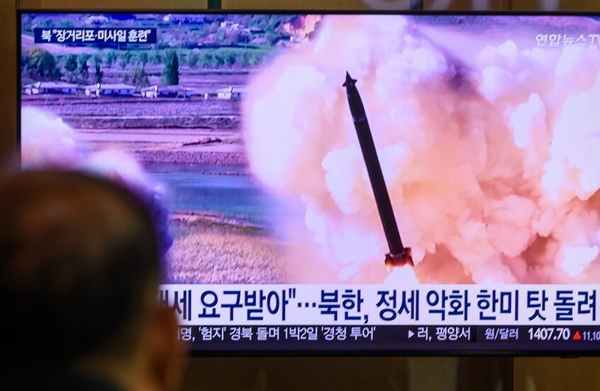كوريا الشمالية تختبر صواريخ متطورة مضادة للطائرات 