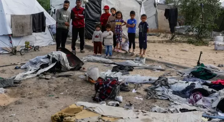 استشهاد أربعة فلسطينيين بقصف للعدو الصهيوني على خيمة نازحين غرب خان يونس