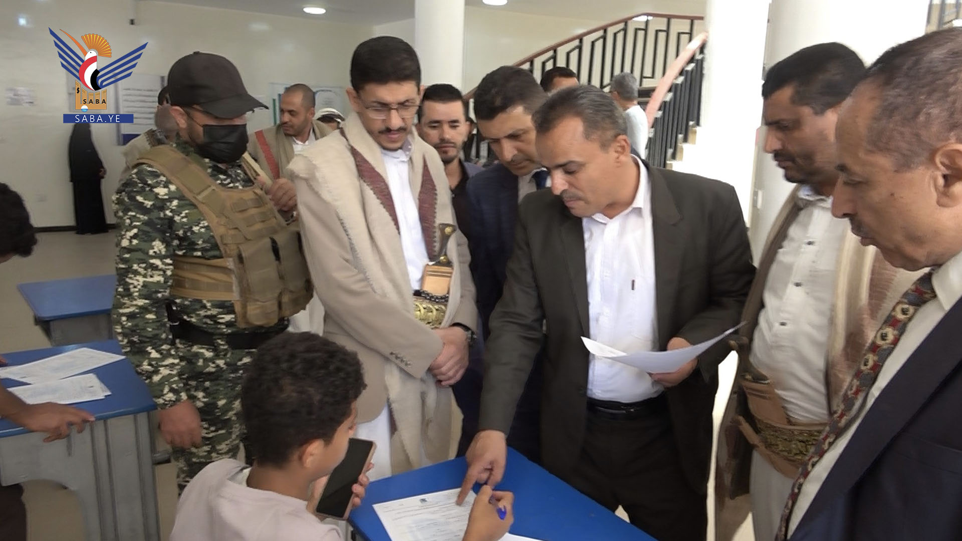 وزير التربية يدّشن عملية التسجيل لاختبارات المفاضلة بثانوية عبدالناصر للمتفوقين