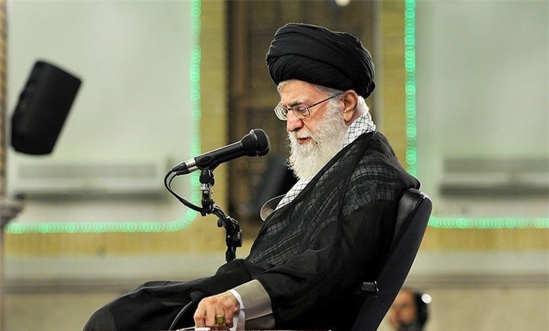 السيد الخامنئي: الدفاع المقدس لمدة ثماني سنوات كان اختبارا مشرفا للشعب الايراني