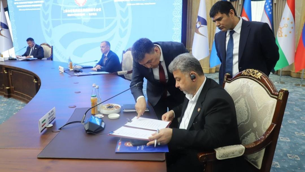 منظمة شنغهاي تؤكد أهمية تعزيز أمن الطاقة ودعم السلامة الإقليمية لإيران
