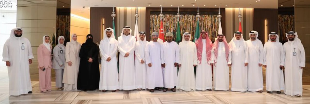 الخليج الصهيوني... منابر للخيانة ومعاداة الأمة الإسلامية