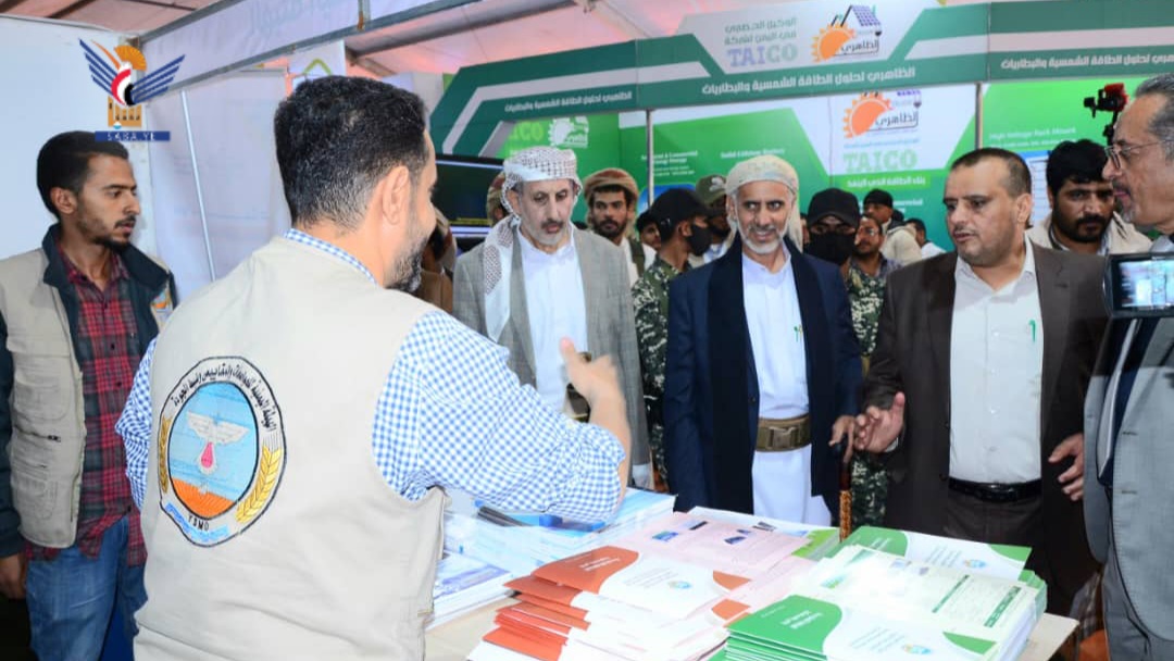 القائم بأعمال رئيس الوزراء يزور المعرض الثاني للطاقة الشمسية والري الحديث