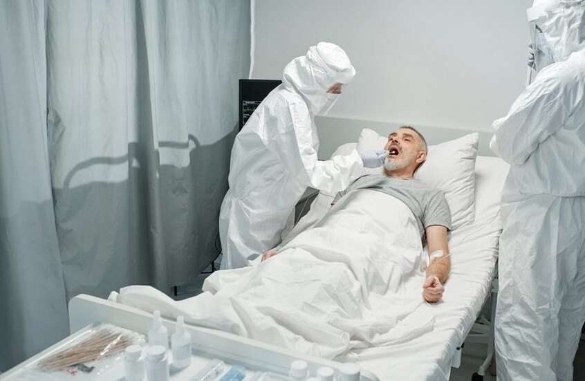 وفاة شخصين وإصابة خمسة آخرين بالدفتيريا في سكيكدة بالجزائر