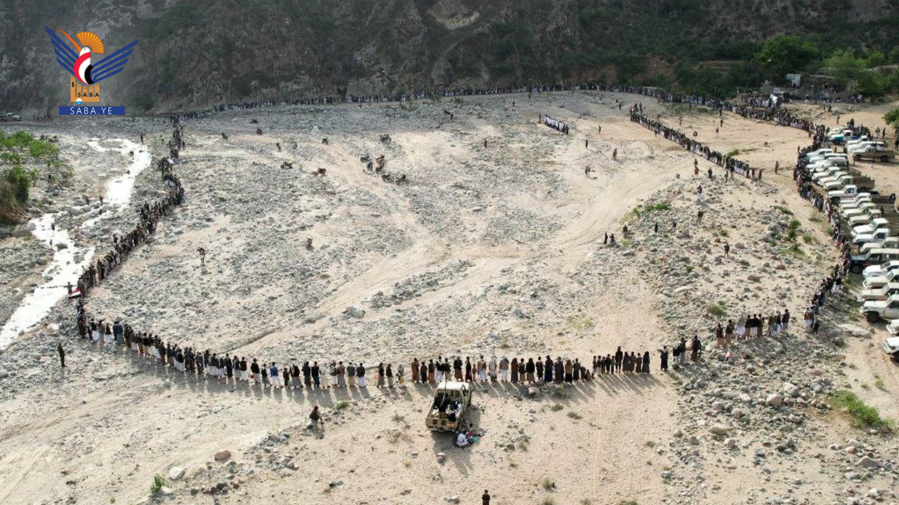 قبائل بني العوام بحجة تعلن البراءة من الخونة والجهوزية لمواجهة العدو الصهيوني