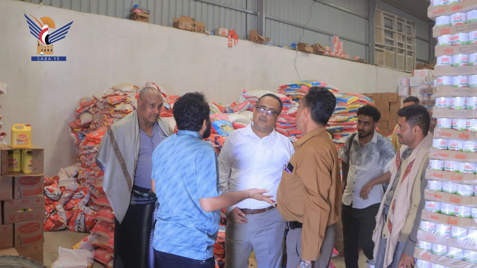 تنفيذ حملة للرقابة على الأسواق وضبط الأسعار في مديريتي التعزية وصالة