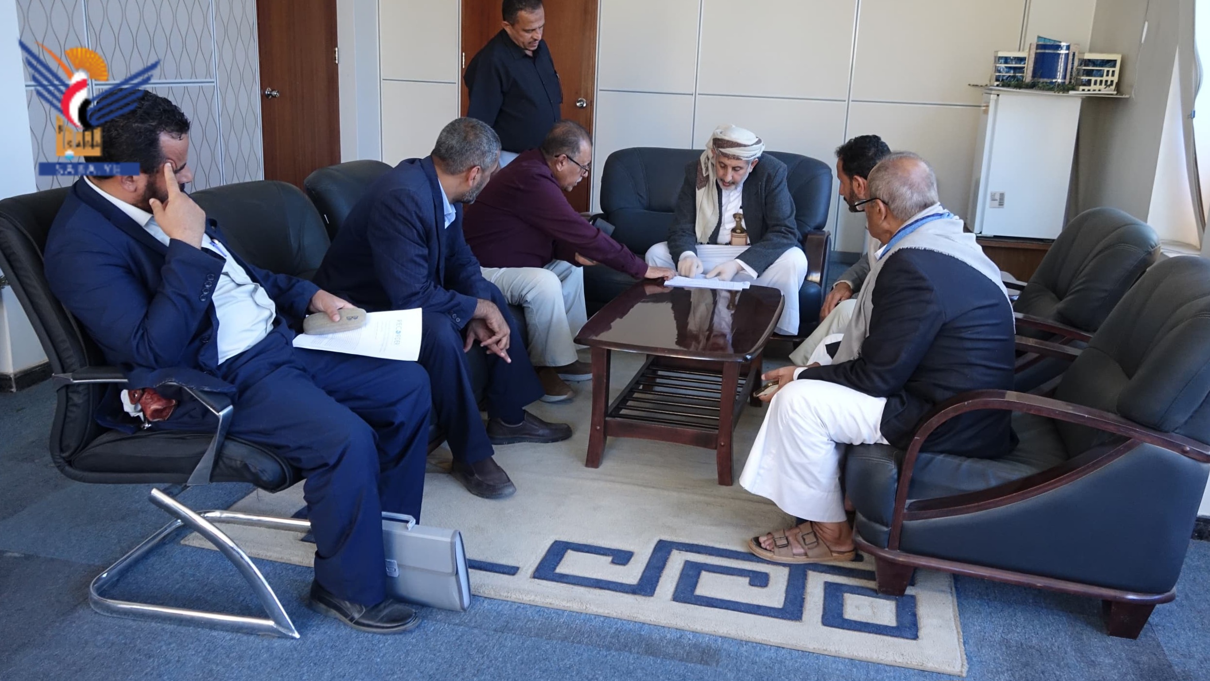 وزير النفط والمعادن يطلّع على سير العمل في عدد من الوحدات التابعة للوزارة