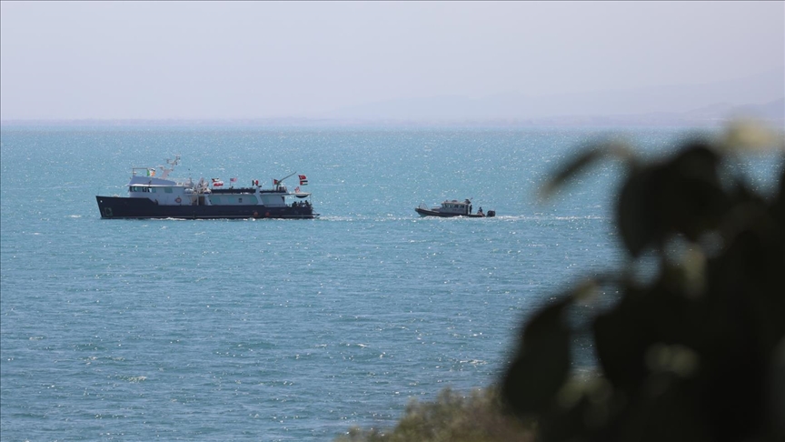 "أسطول الصمود" ينتقل من بوسعيد إلى بنزرت في تونس والأحوال الجوية تؤجل انطلاقه لغزة