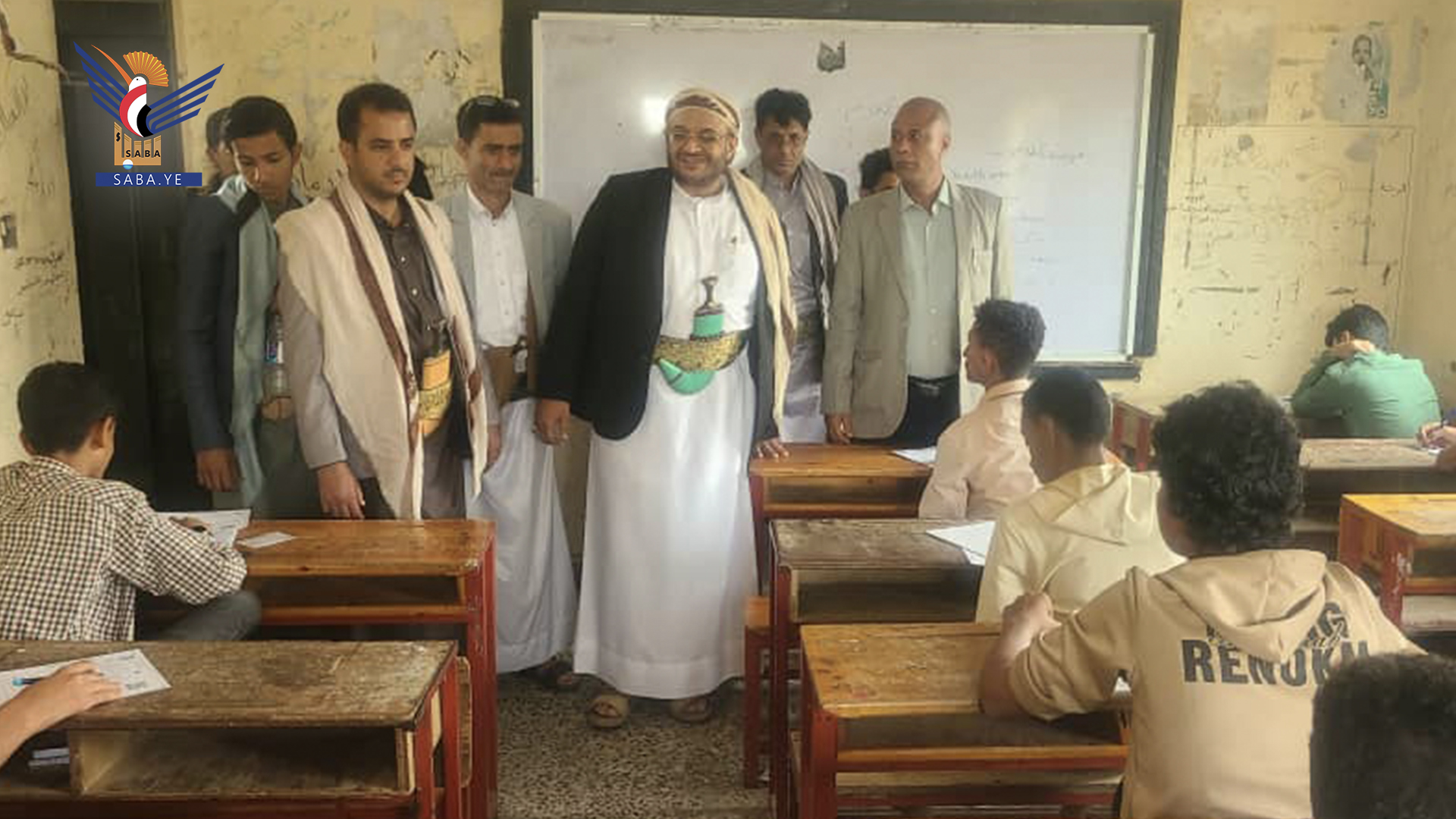 المساوى يتفقد اختبارات الشهادة الأساسية وأنشطة الدورة الصيفية بمركز عبدالرحمن الغافقي