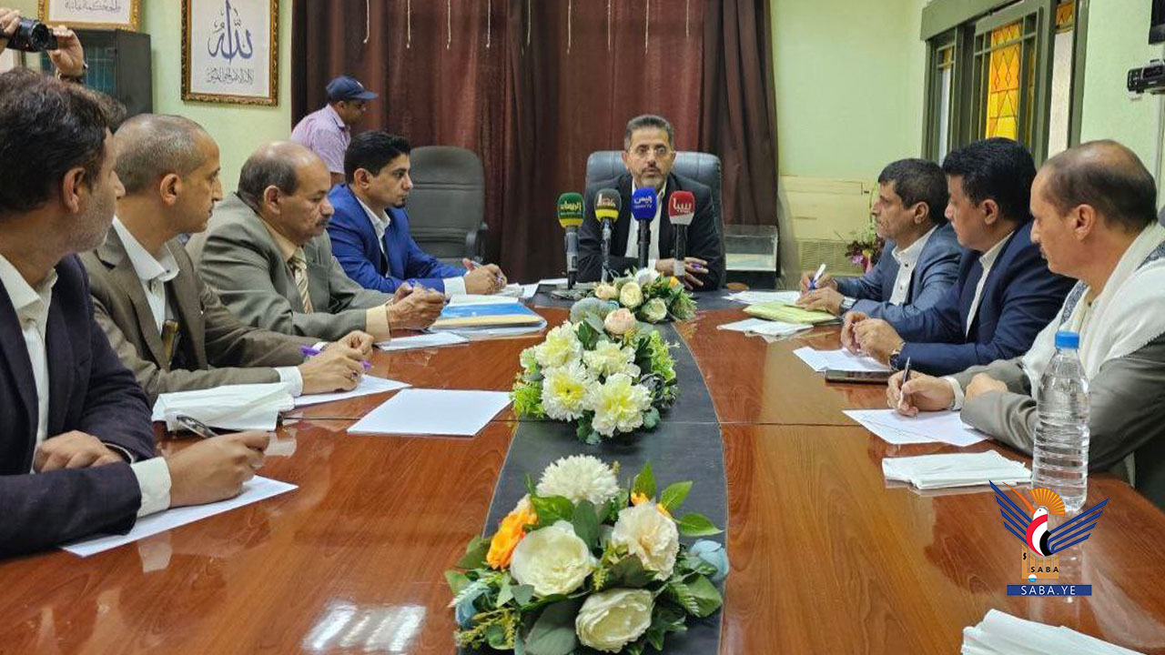 اجتماع برئاسة وزير الإعلام يناقش استعدادات الإذاعة والتلفزيون لمواكبة الاحتفال بالمولد النبوي