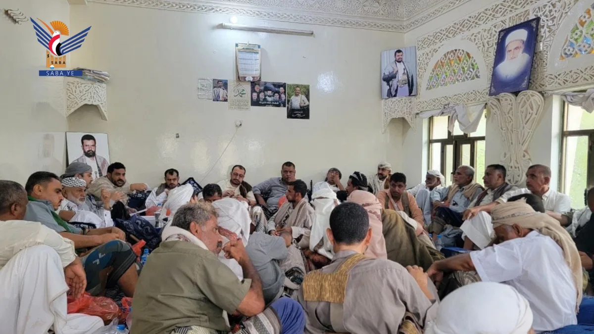 الحديدة.. لقاء موسع لمشايخ ووجهاء باجل لتعزيز جهود التعبئة