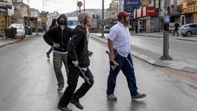 "نيويورك تايمز": عنف المستوطنين الصهاينة في الضفة الغربية يتزايد