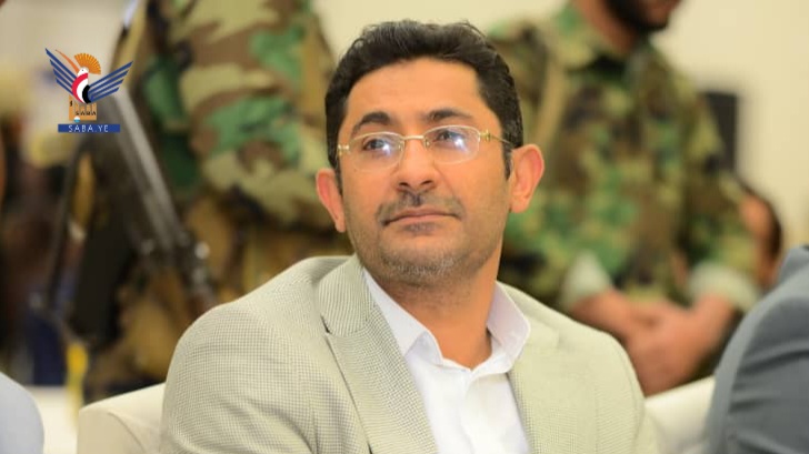 رئيس لجنة التنسيق بين القطاعين العام والخاص يعزّي الرئيس المشاط في وفاة والدته الفاضلة