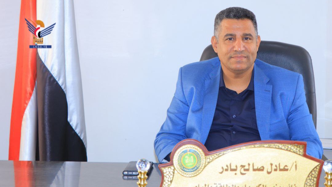 نائب وزير الكهرباء والمياه يهنئ قائد الثورة والرئيس المشاط بثورة الـ 21 سبتمبر