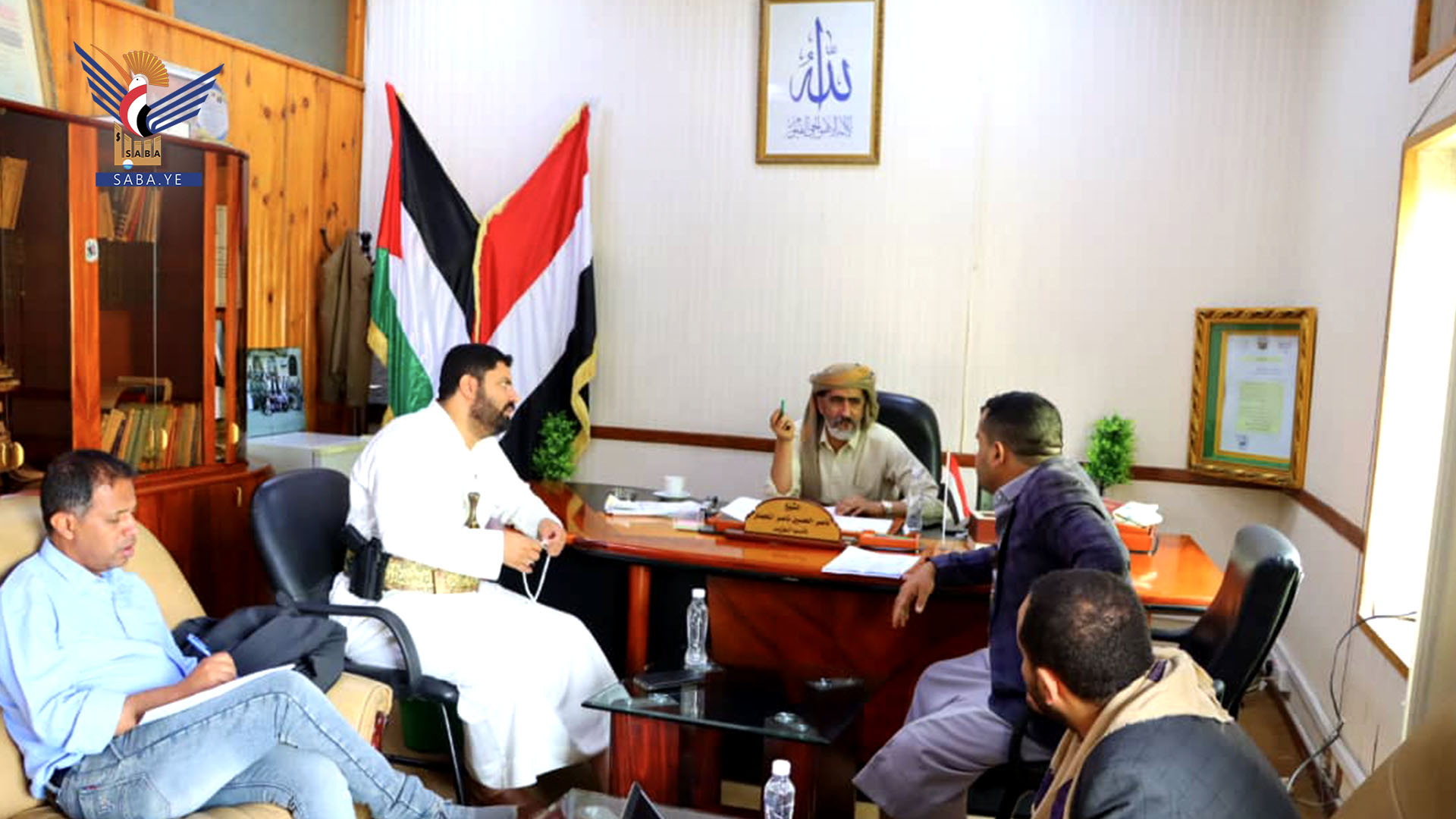 مناقشة آلية دمج فروع المجلس الأعلى للشؤون الإنسانية في مكاتب الشؤون الاجتماعية