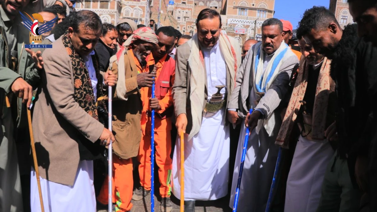 تدشين حملة النظافة والتوعية المجتمعية 12/12 بأمانة العاصمة