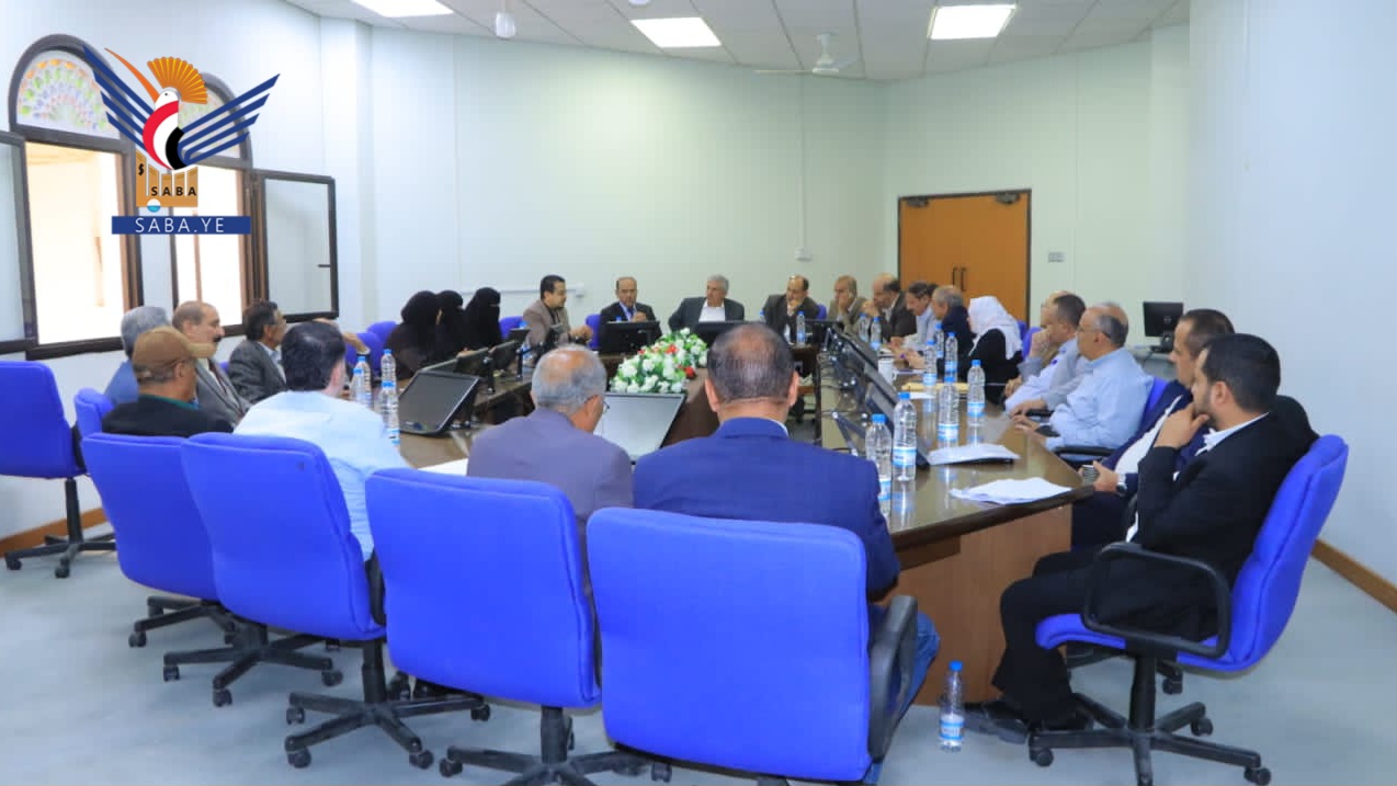 مناقشة الخطوات المتخذة لتعزيز مسار التطوير الأكاديمي في كلية الطب بجامعة صنعاء