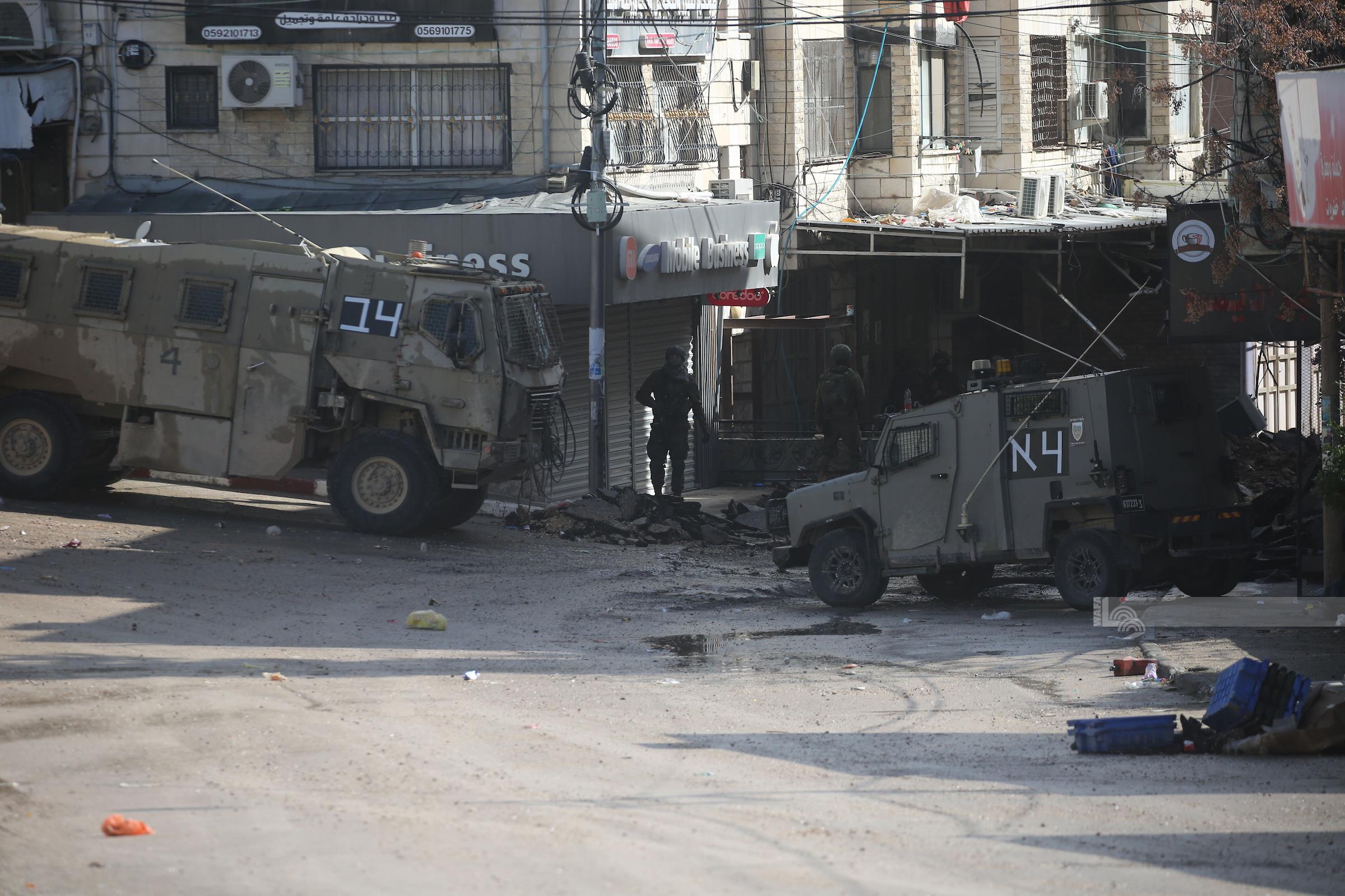 العدو الإسرائيلي يواصل عدوانه على مدينة طولكرم ومخيميها لليوم الـ77 على التوالي