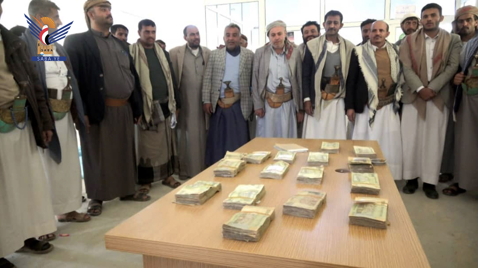 دعم مالي من موظفي هيئة الموارد المائية في عمران للقوة الصاروخية والطيران المسير