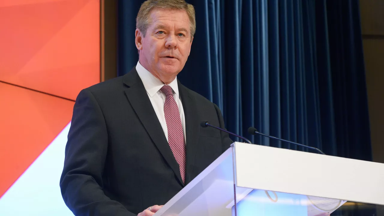 روسيا: مشاركة الصين في محادثات الحد من التسلح النووي شأن سيادي خاص بها