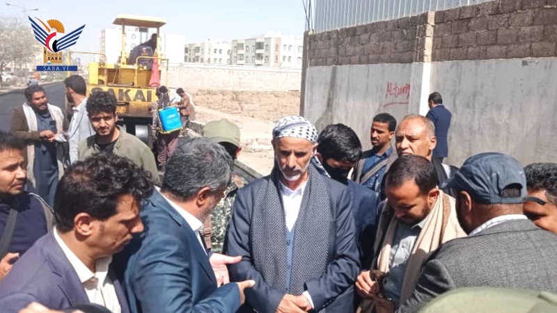 مفتاح يطلّع على سير العمل بمشروعين خدميين بالعاصمة