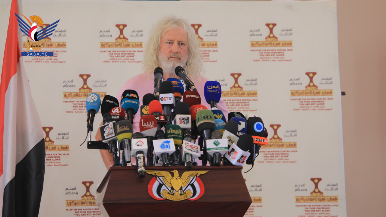 النائب الإيرلندي "وكلير": اليمن واجه الإمبريالية العالمية وعلى العالم أن يتعلم من اليمن