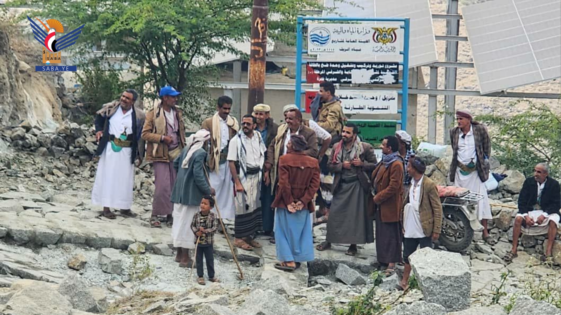 حجة.. تفقد مشروع تسوية ورصف طريق الكابة في نجرة