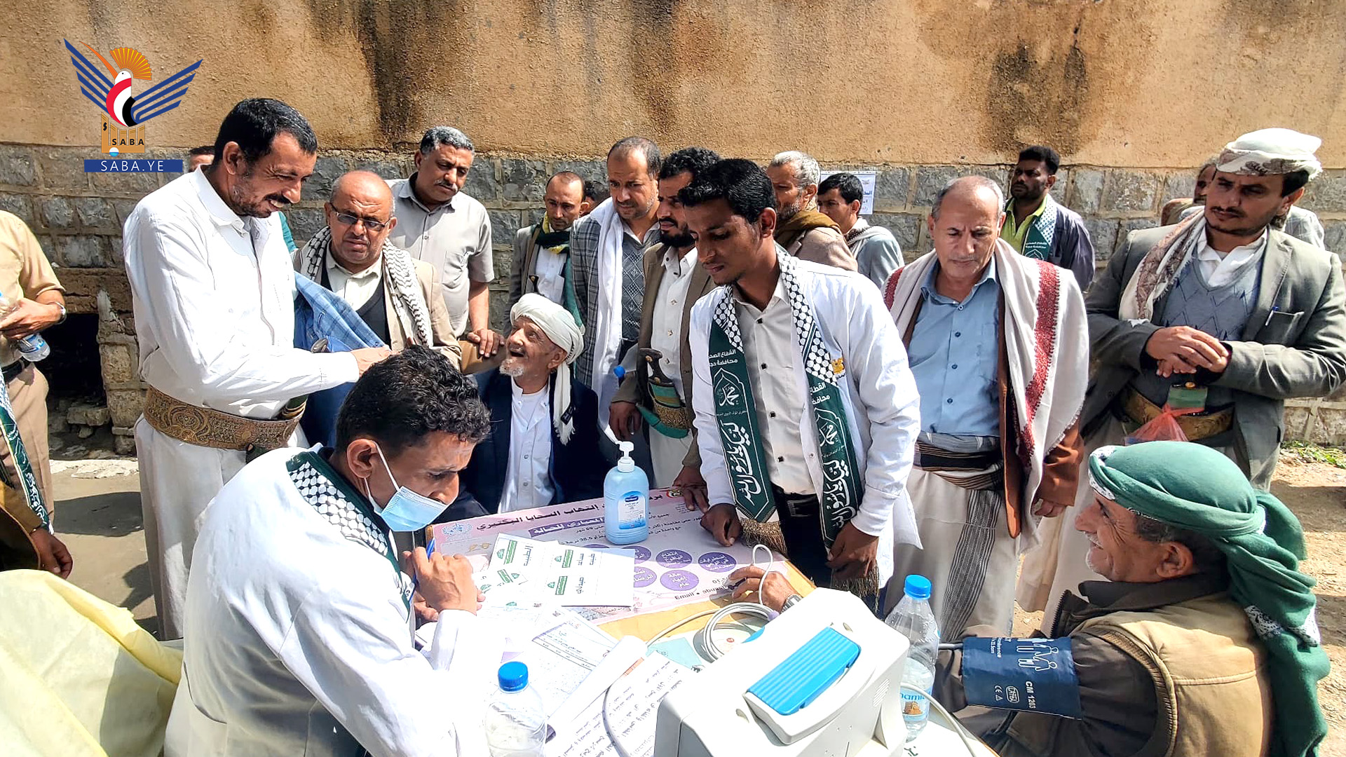 حجة : تدشين مخيمين طبيين وعيادة أسنان مجانية إحتفاء بالمولد النبوي حجة : تدشين مخيمين طبيين وعيادة أسنان مجانية إحتفاء بالمولد النبوي