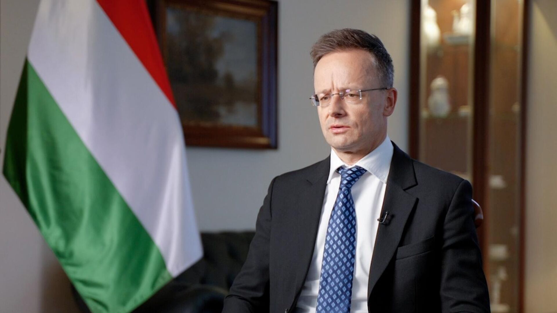 المجر تدعو إلى وقف إطلاق النار في أوكرانيا منذ بداية الصراع