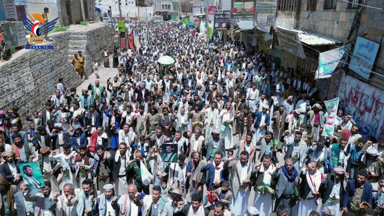 أبناء المحويت يحتشدون في 74 مسيرة ثباتا مع غزة في مواجهة جريمة الإبادة