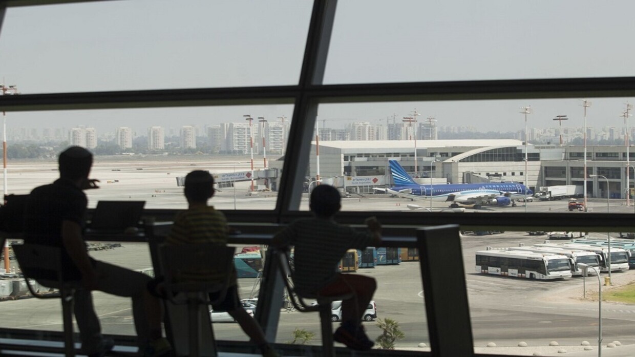 ​مطار بن غوريون في "تل أبيب" خال من المسافرين