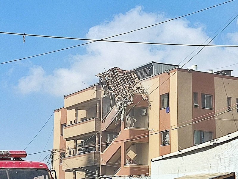 اغتيال صحفي فلسطيني بطائرة مسيرة استهدفته داخل مستشفى ناصر بخانيونس