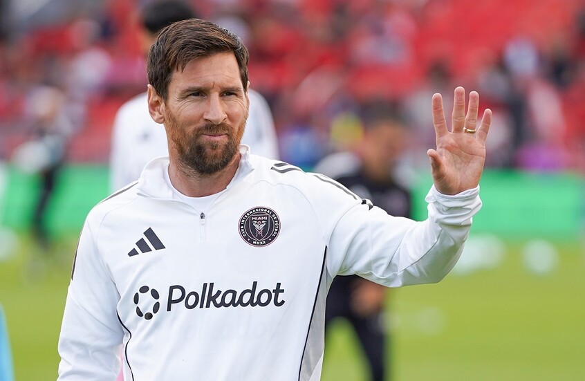 نادي إنتر ميامي يجدد عقد قائده الأرجنتيني ميسي حتى صيف عام 2028 نادي إنتر ميامي يجدد عقد قائده الأرجنتيني ميسي حتى صيف عام 2028