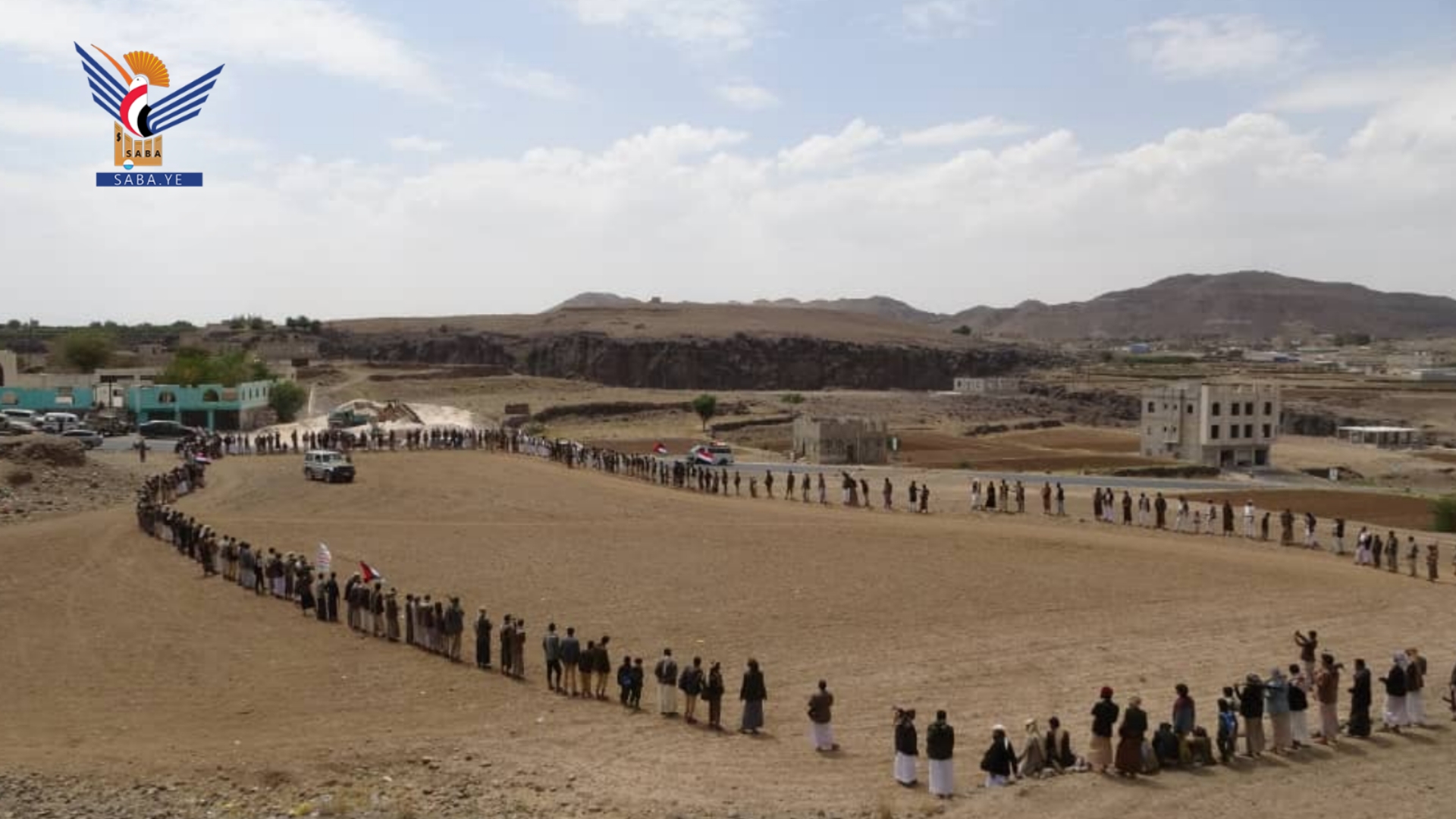 مسير راجل ووقفة في همدان تأكيدًا للجهوزية لإنهاء العدوان 