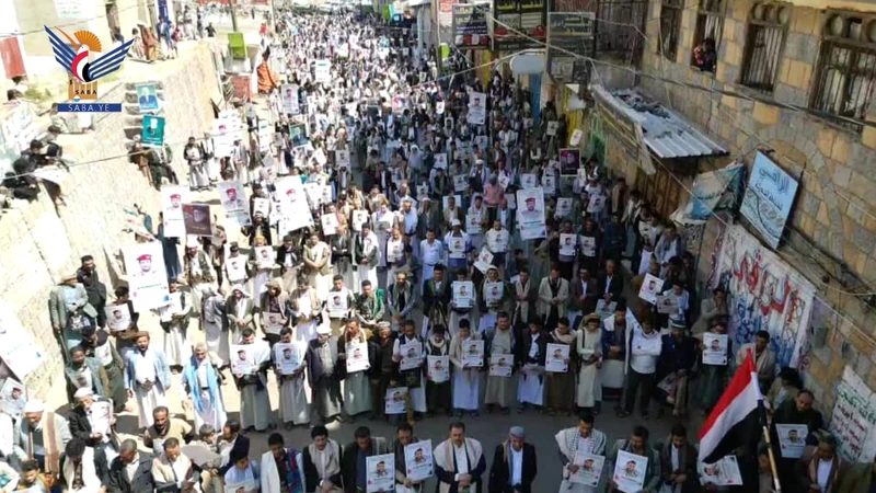 95 مسيرة بالمحويت تؤكد الوفاء لدماء الشهداء ومواصلة العطاء