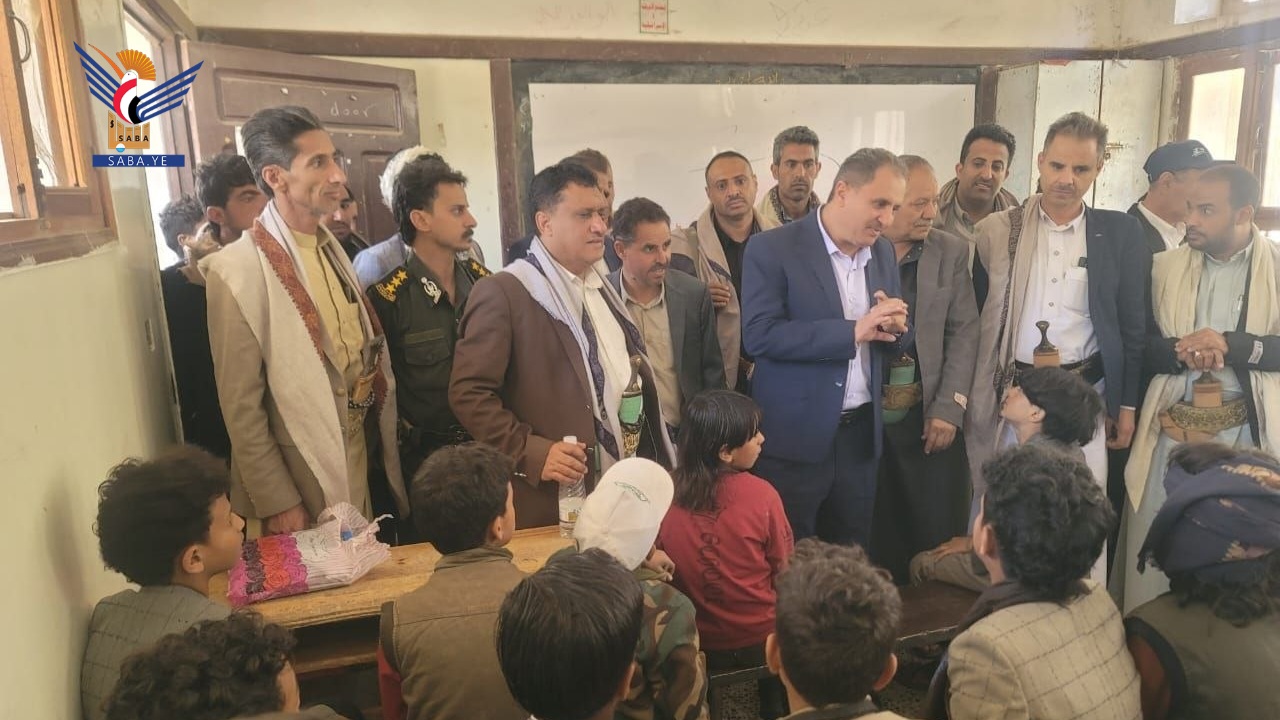 وكيل وزارة التربية الهدور يتفقد الدورات الصيفية والاختبارات العامة في يريم بإب