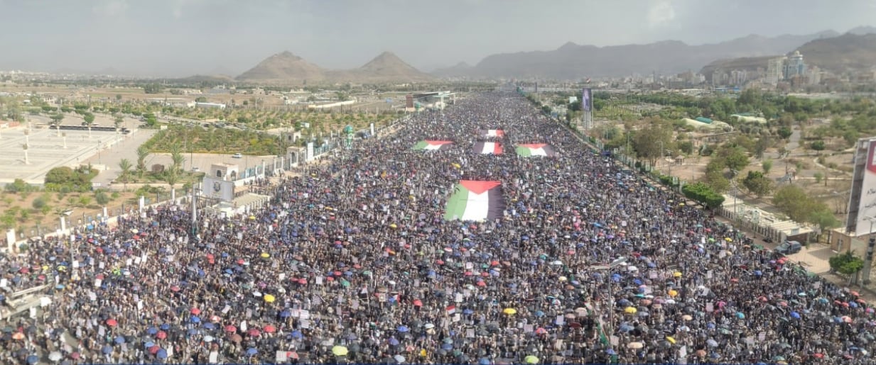 مسيرات اليمن المليونية: لن نتراجع عن موقفنا الداعم لغزة.. ونبارك تصاعد العمليات